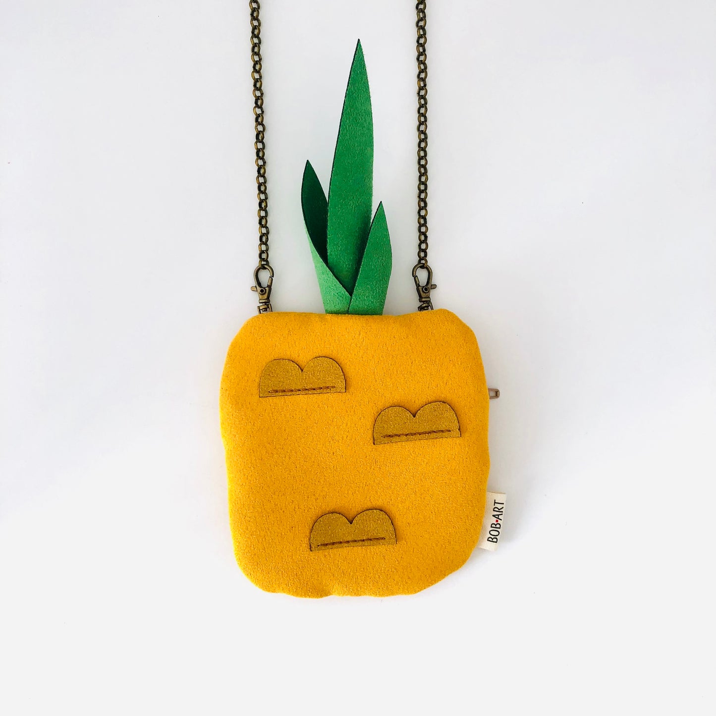 Bolso Monedero Piña Fruitopia Fruta Sostenible Artesanal Frontal | Bob Art Bolso Monedero Piña Fruitopia Fruta Sostenible Artesanal Frontal | Bob Art