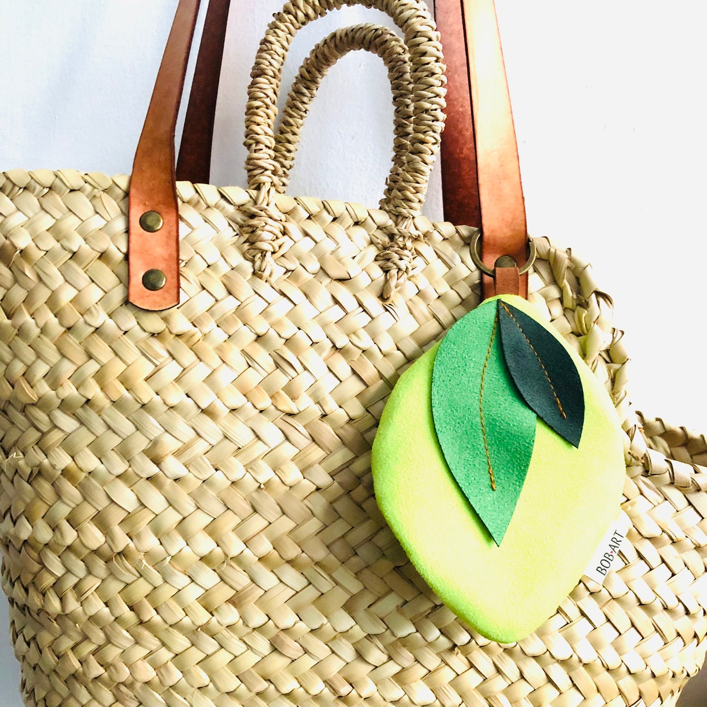 Monedero LLavero Limon Fruitopia Artesanal Sostenible Frontal | Bob Art Monedero LLavero Limon Fruitopia Artesanal Sostenible Frontal | Bob Art