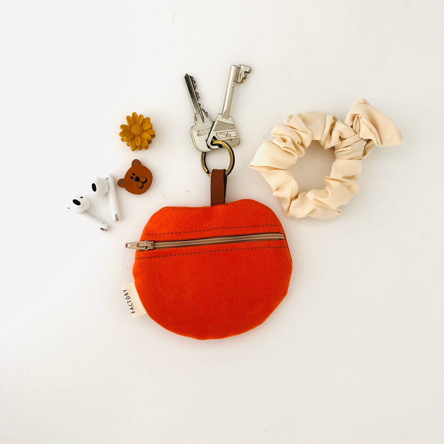 Monedero LLavero Naranja Fruitopia Artesanal Sostenible Dorso | Bob Art Monedero LLavero Naranja Fruitopia Artesanal Sostenible Dorso | Bob Art