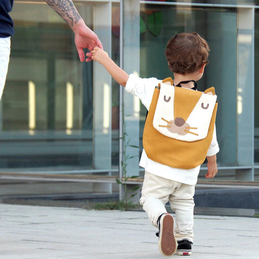 Mi Primera Mochila: La mejor compañera para los primeros pasos de tu bebé